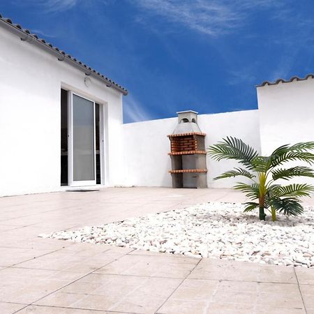 Magnolia - Casa Com Dois Quartos Junto Ao Mar - Renovada Em 2023 Mosteiros  Exteriör bild